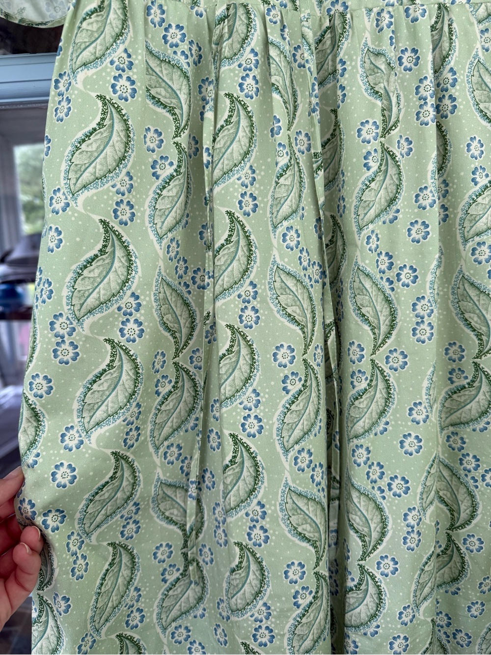 Hill House Ophelia Dress in Artist's Edition: F. Steiner & Co. Eucalyptus Floral - Picture 4 of 16